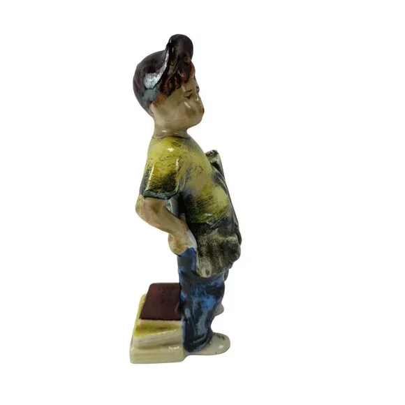 Stafford China Scoop Newspaper Boy Figurine Vintage - Picture 3 of 6